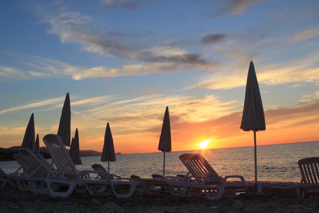 Hotel Za Maria Santo Stefano di Camastra Εξωτερικό φωτογραφία